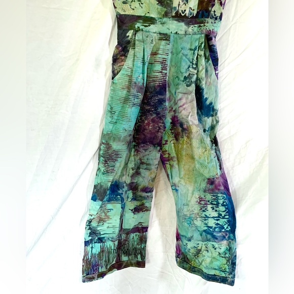 Multicolor Jumpsuit Sz M And Entirely Gorgeous, No Stretch - Picture 3 of 14